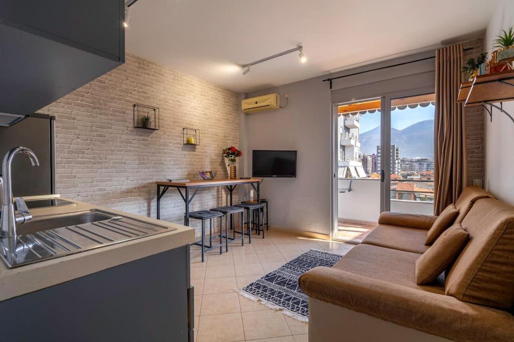 New Bazaar Apartment Tirana Exterior foto